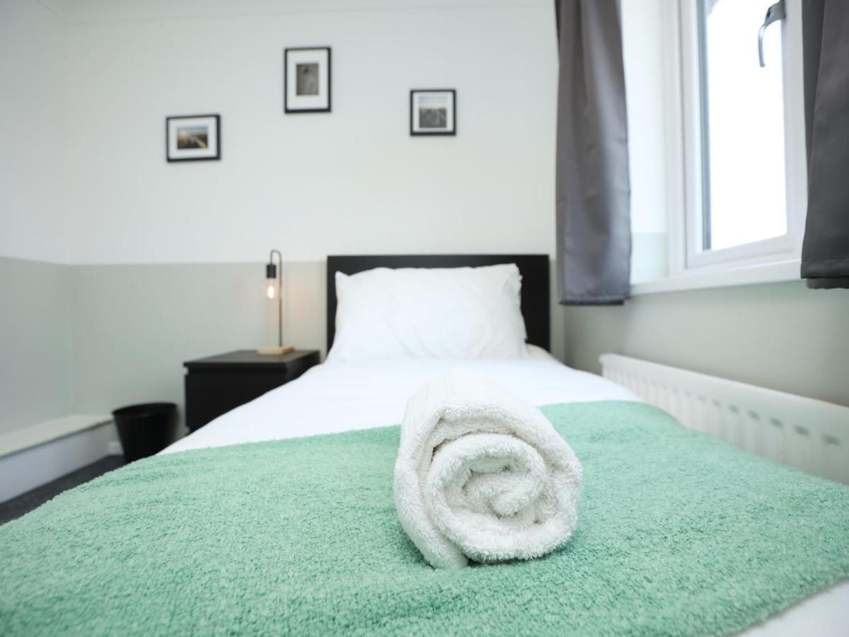 Apartamento Perfect For Contractors, Tradespeople, Pvt Parking Bristol