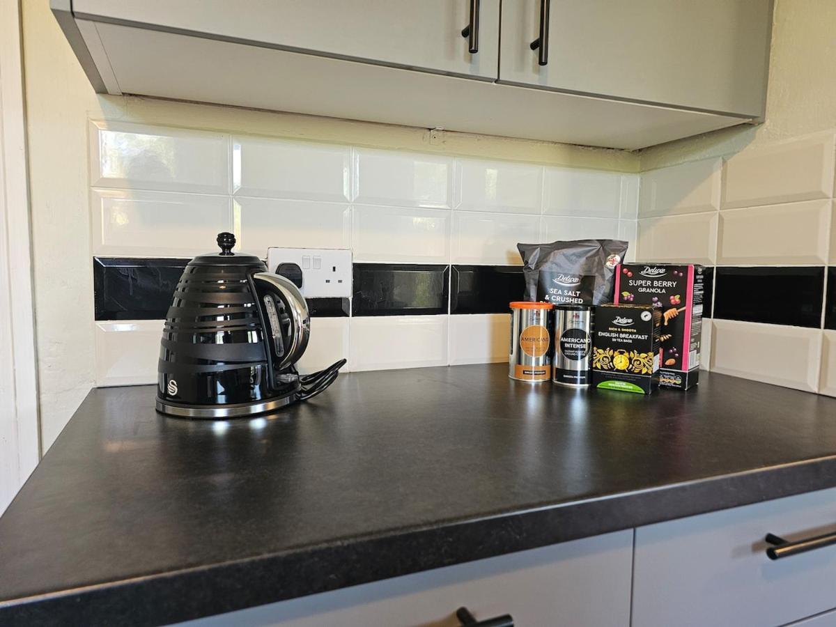 Perfect For Contractors, Tradespeople, Pvt Parking Bristol
