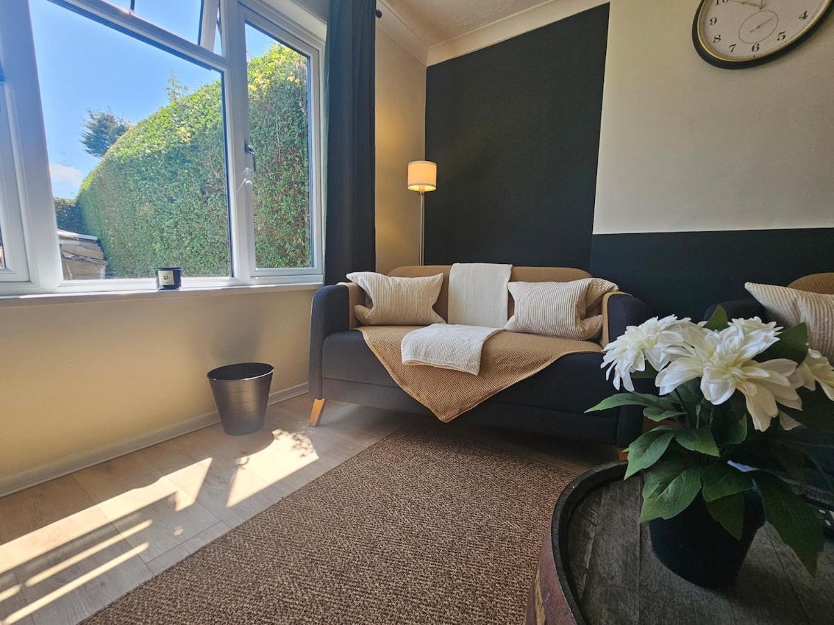 Apartamento Perfect For Contractors, Tradespeople, Pvt Parking Bristol